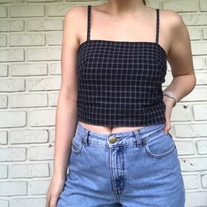 GRID DESIGN CROP TANK TOP